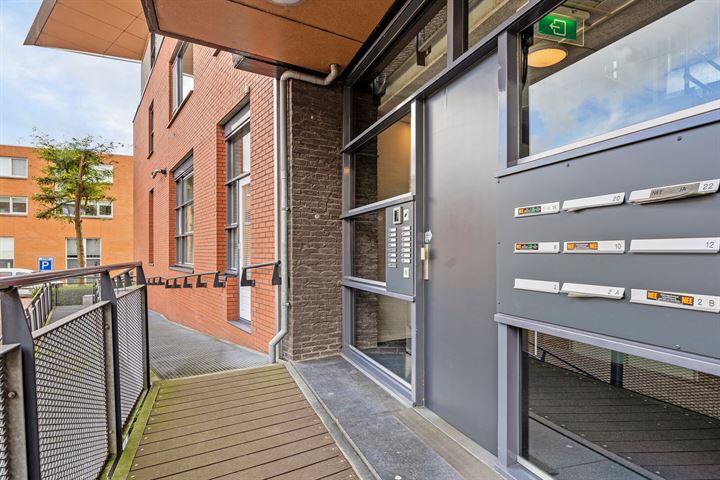 Bekijk foto 4 van Beursstraat 12