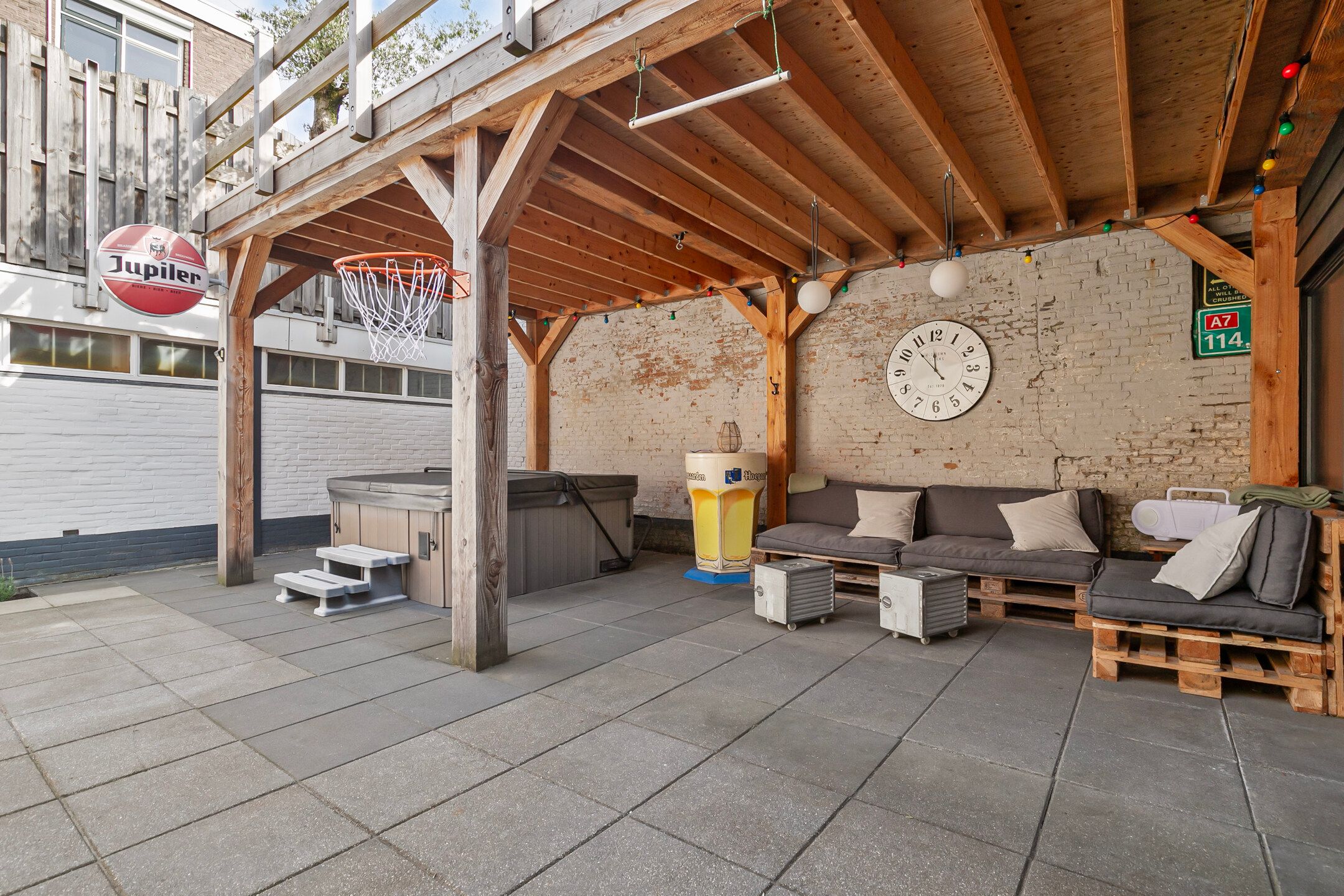 Foto 30 van Kruizebroederstraat 25