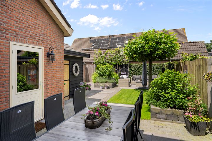 Bekijk foto 37 van Hootsenstraat 47