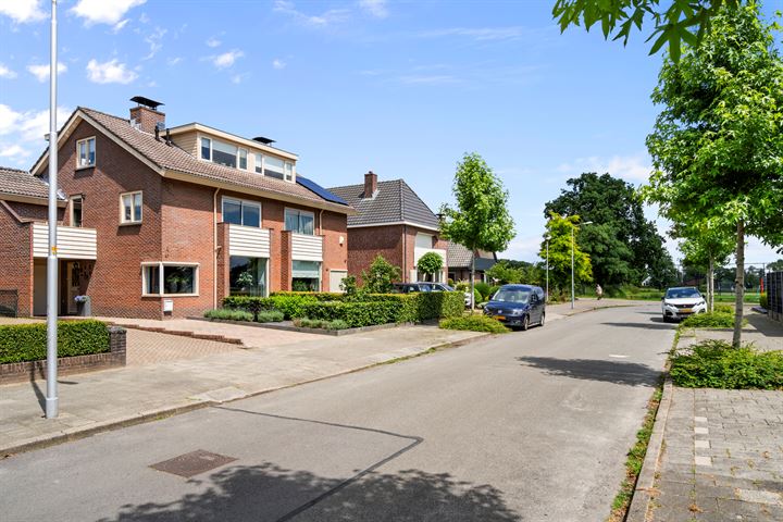 Bekijk foto 41 van Hootsenstraat 47