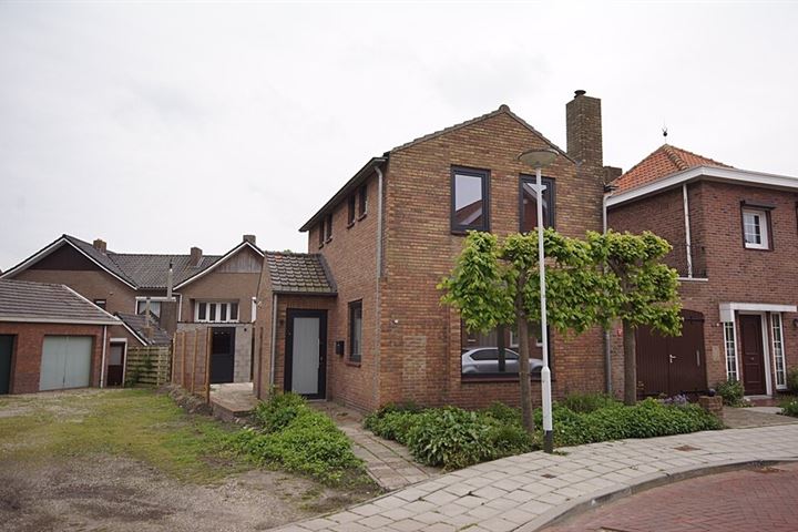 View photo 1 of Stevensstraat 21