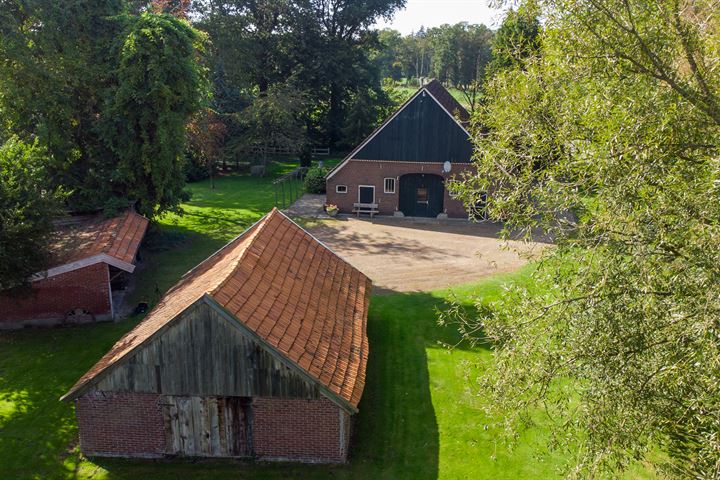 Bekijk foto 4 van Gronausestraat 319