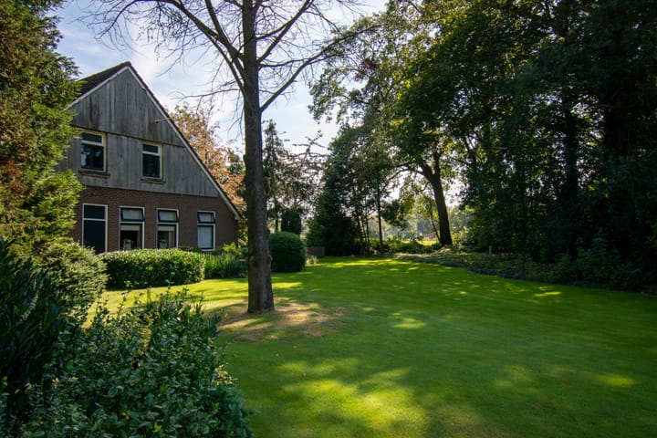 Photo 6 of Gronausestraat 319