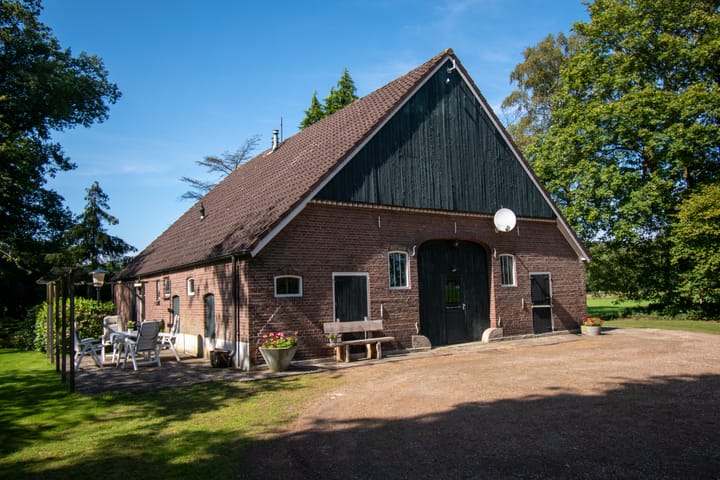 Photo 20 of Gronausestraat 319