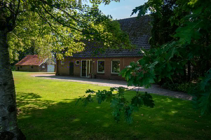 Photo 25 of Gronausestraat 319