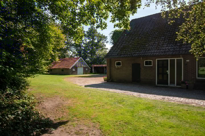 Photo 27 of Gronausestraat 319