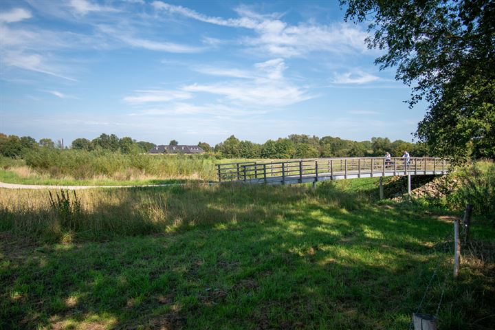 Bekijk foto 37 van Gronausestraat 319