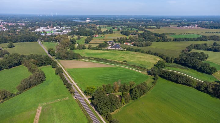 Photo 40 of Gronausestraat 319