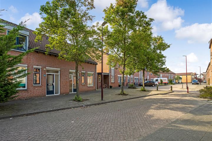 Bekijk foto 19 van Bourgognekruisstraat 26