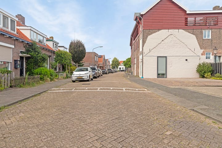 Foto 29 van Pastoor Bressersstraat 18