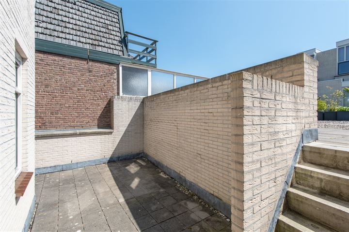 View photo 34 of Bloemstraat 45