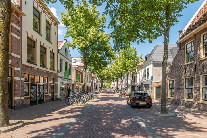 View photo 48 of Bloemstraat 45