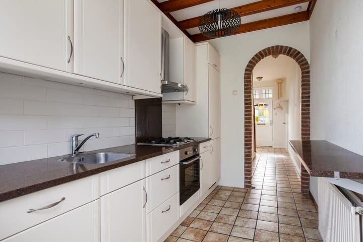 Photo 22 of Eerste Stationsstraat 41