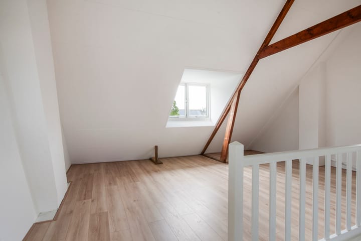 Photo 35 of Eerste Stationsstraat 41