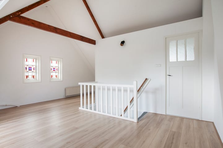 Photo 36 of Eerste Stationsstraat 41