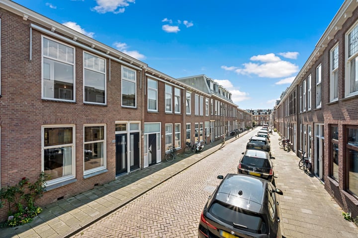 View photo 21 of Burgemeester van der Werffstraat 53