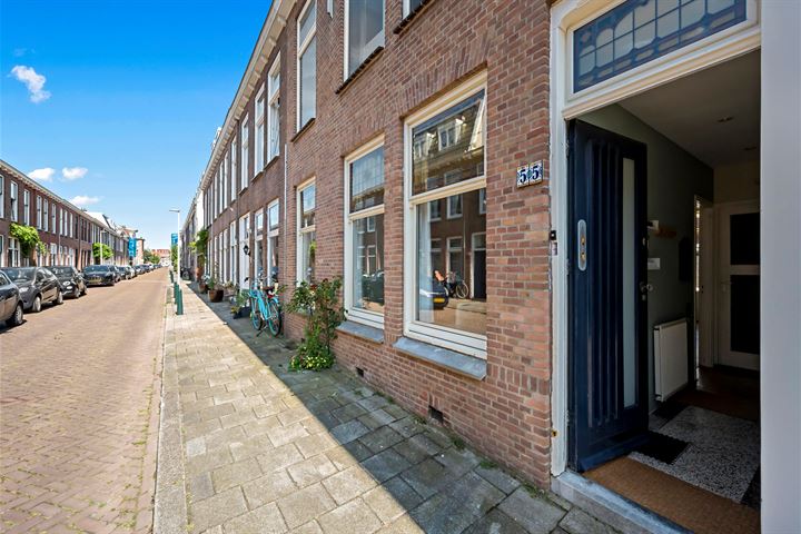 View photo 4 of Burgemeester van der Werffstraat 55