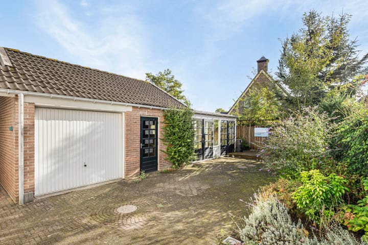 Foto 21 van Past Aldenhuijsenstraat 4