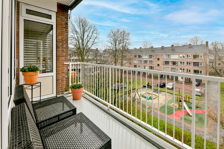 View photo 12 of Zuid-Hollandstraat 96-3