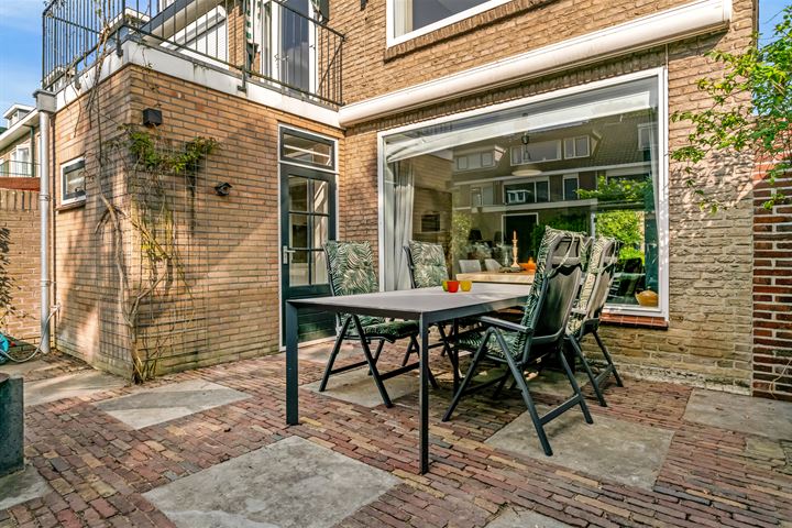 Bekijk foto 39 van Beatrixstraat 24