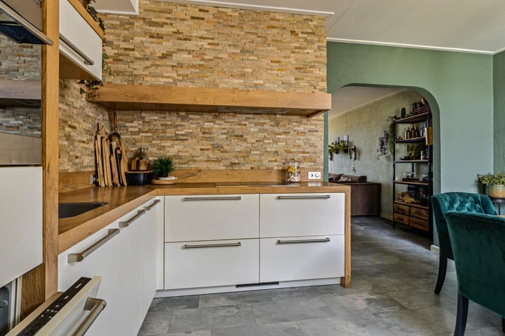 Foto 12 van Bornerbroeksestraat 221