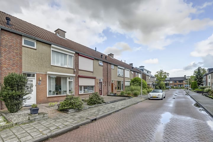 Foto 7 van Van Bredastraat 23