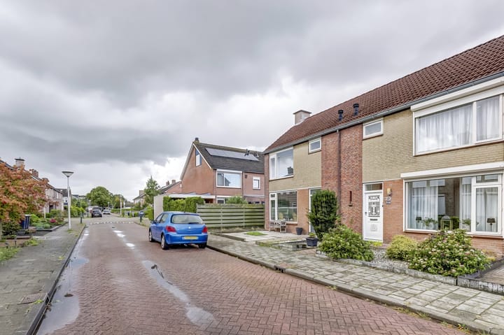 Foto 8 van Van Bredastraat 23