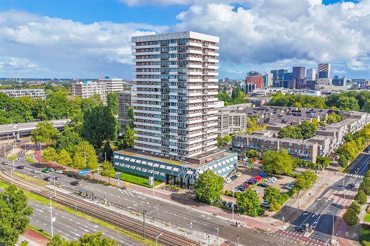 Bekijk foto 33 van Van Weerden Poelmanlaan 120