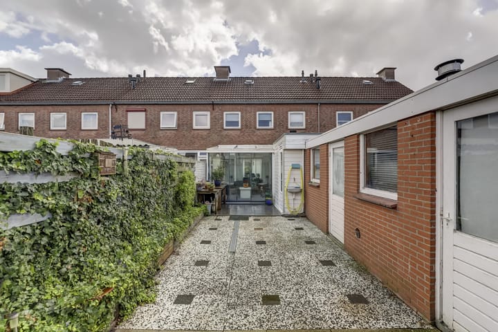 Foto 35 van Van Bredastraat 23