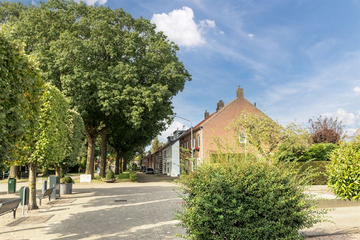 Bekijk foto 40 van Olmenstraat 3