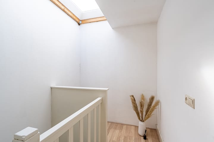 Photo 18 of Röntgenstraat 14-C