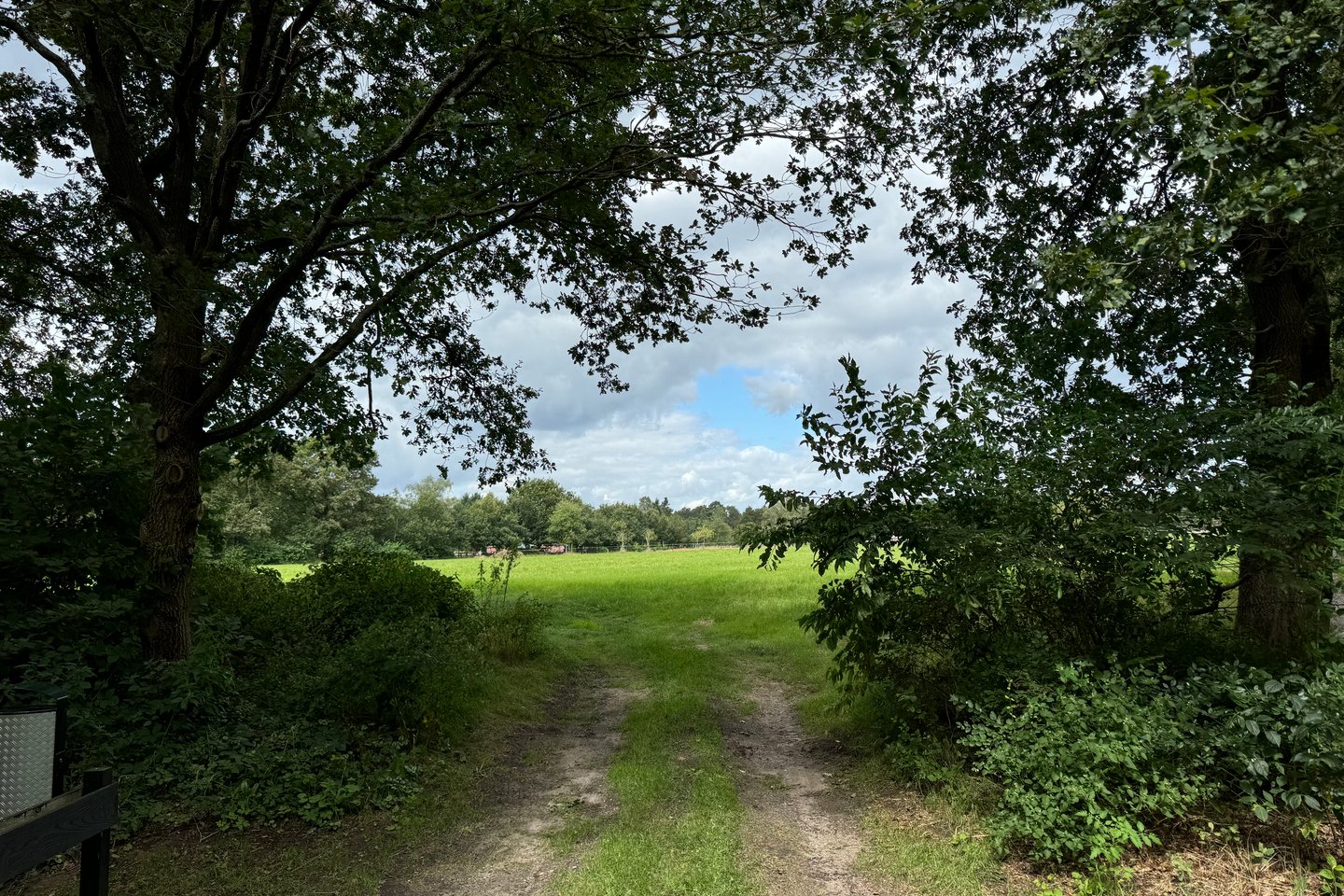 Bekijk foto 1 van Tongerenseweg