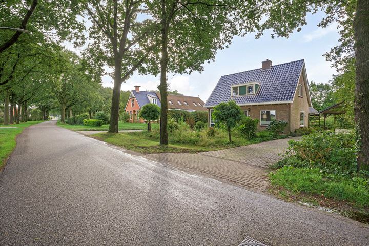 View photo 48 of Schoolstraat 1-A