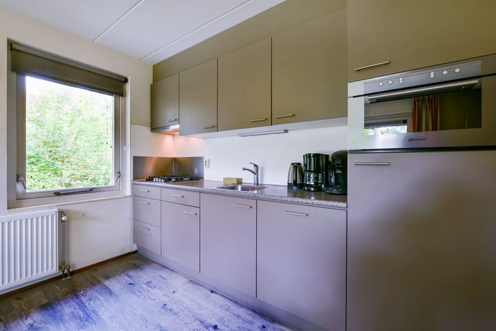 Photo 10 of Zwembadweg 1-087