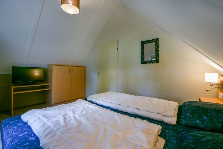 Photo 17 of Zwembadweg 1-087