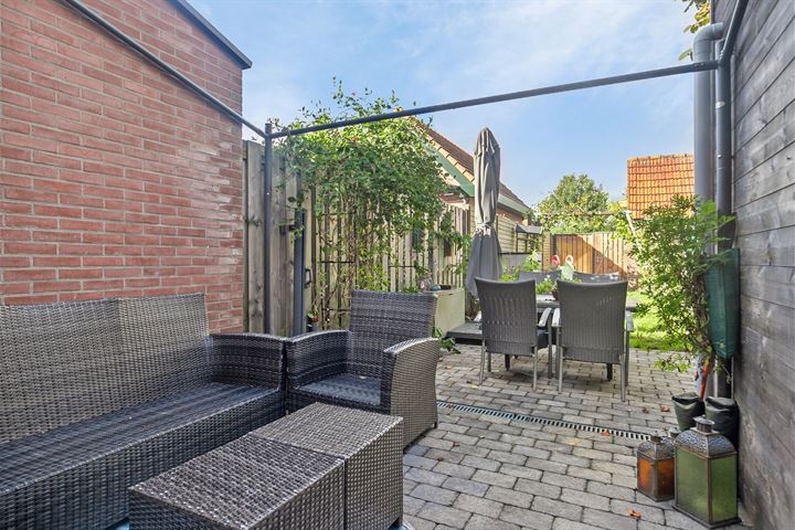 View photo 24 of 's-Gravenstraat 214