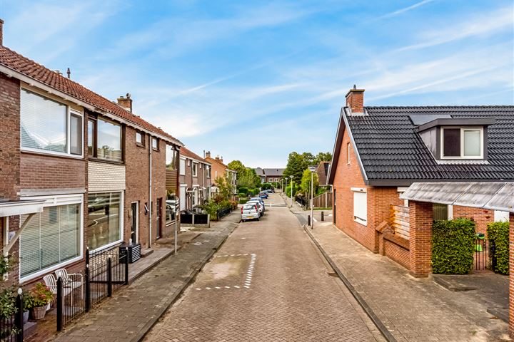 View photo 8 of Schoolstraat 16