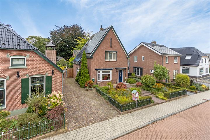 Bekijk foto 42 van Roggestraat 8