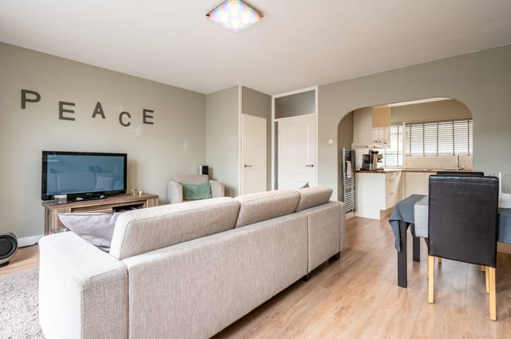 Foto 7 van Rozenwerf 154