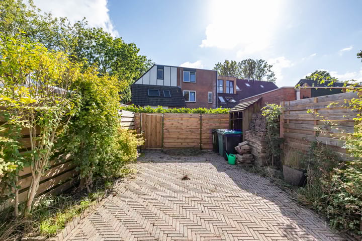 Foto 3 van Emingaheerd 43