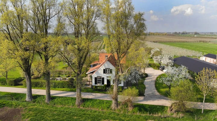 Foto 7 van Middelweg West 16