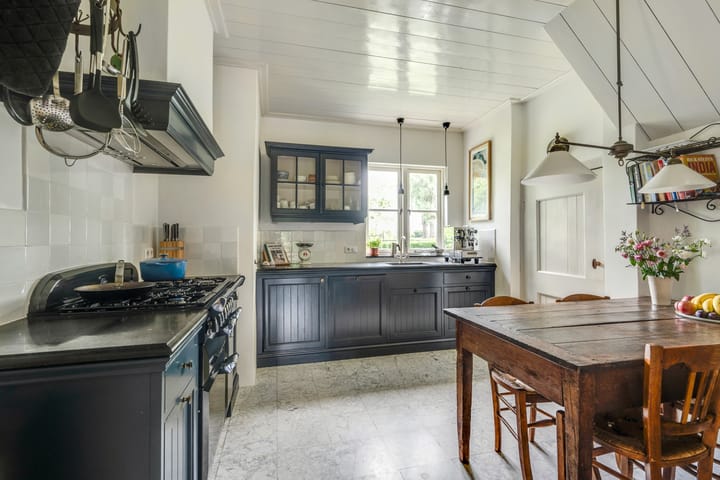 Foto 15 van Middelweg West 16