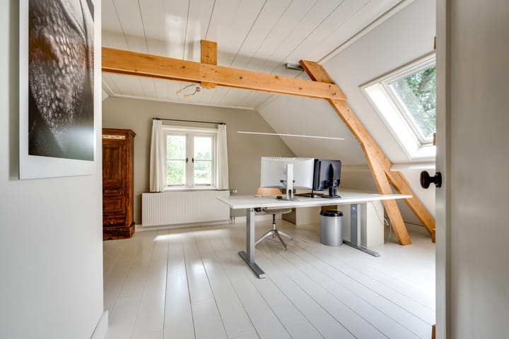 Foto 51 van Middelweg West 16