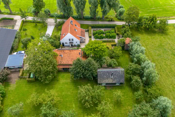 Foto 83 van Middelweg West 16