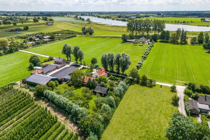 Foto 87 van Middelweg West 16