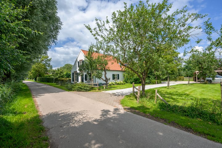 Foto 92 van Middelweg West 16