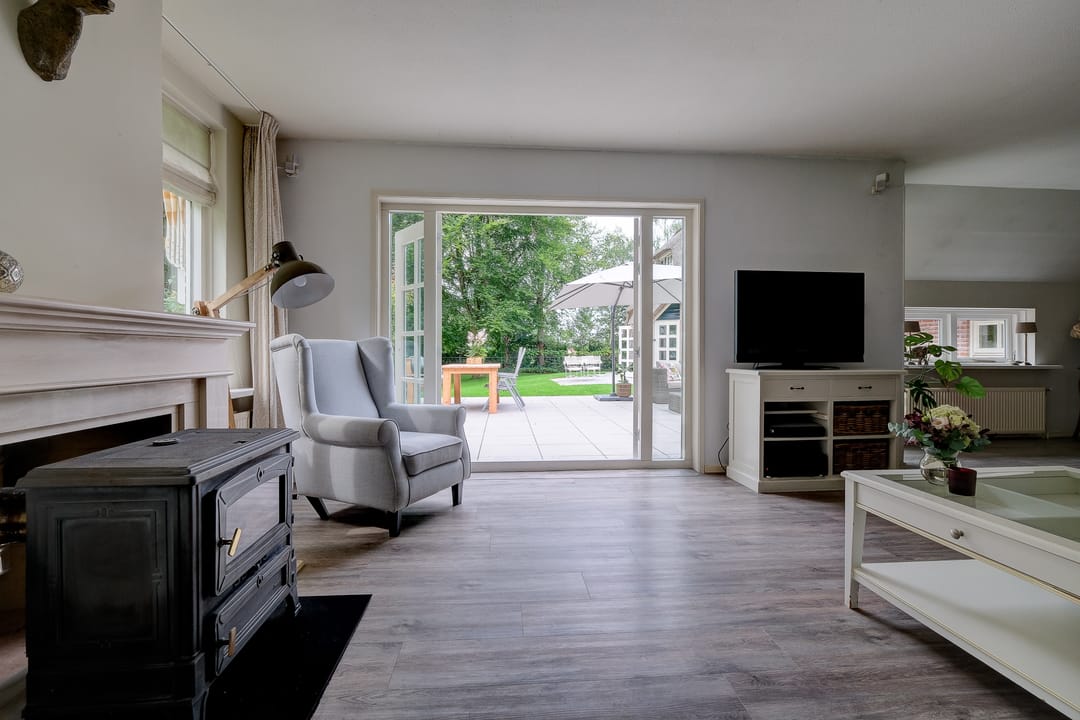 Foto 11 van Mienscheer 2-B