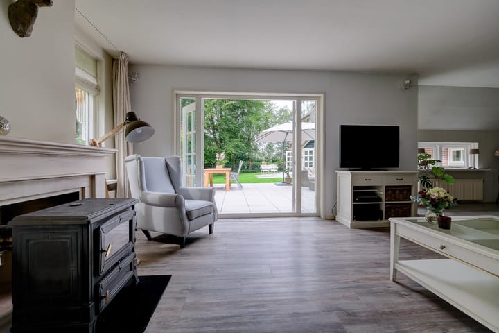 Foto 11 van Mienscheer 2-B