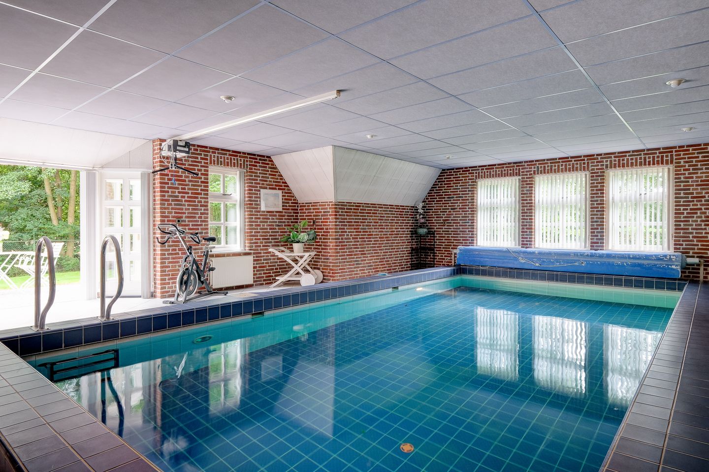 Foto 29 van Mienscheer 2-B