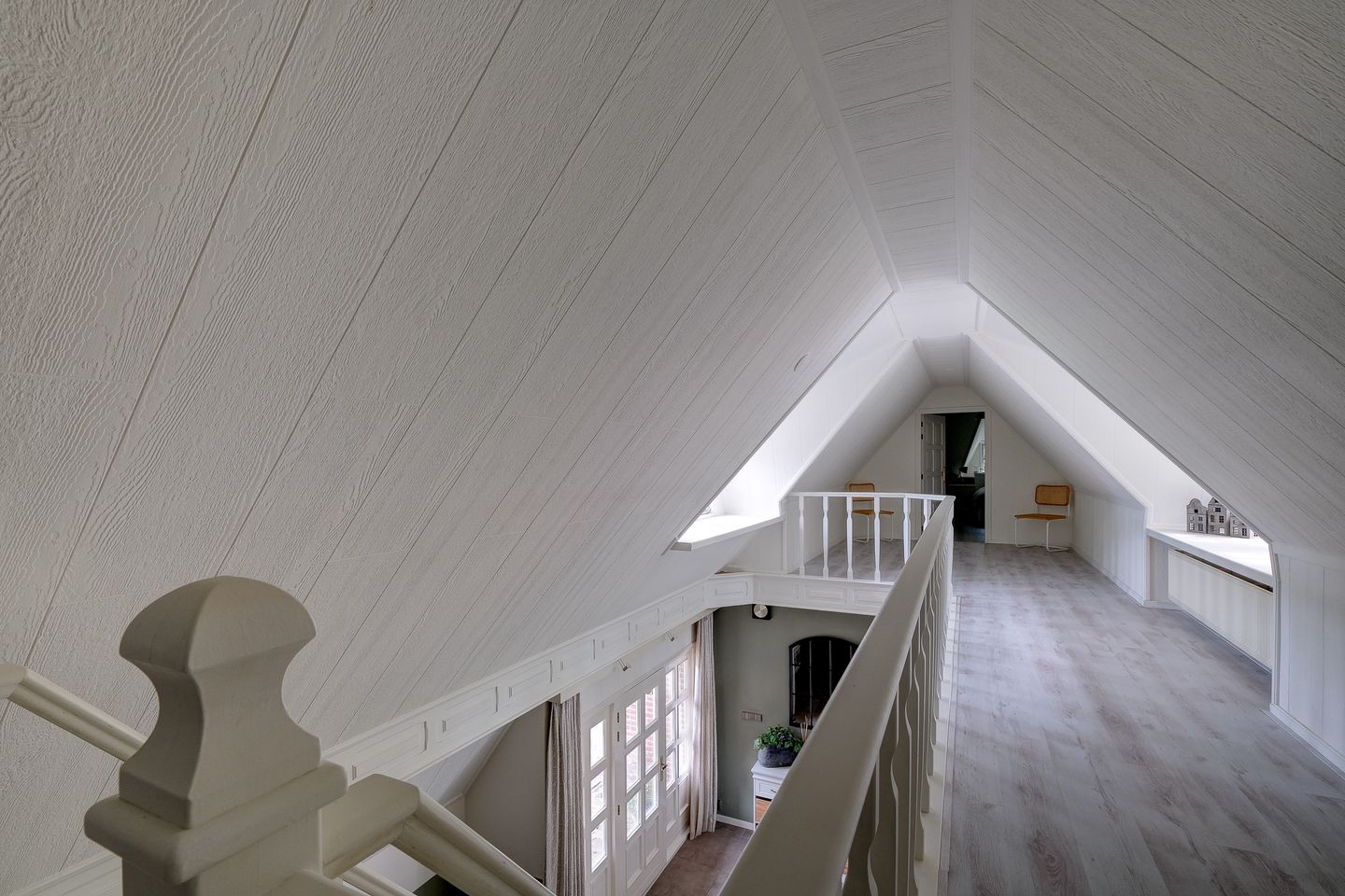 Foto 50 van Mienscheer 2-B